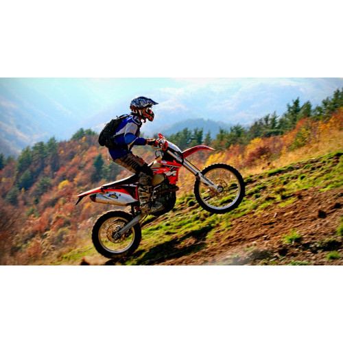 Técnicas de superación de obstáculos y terrenos difíciles en el enduro
